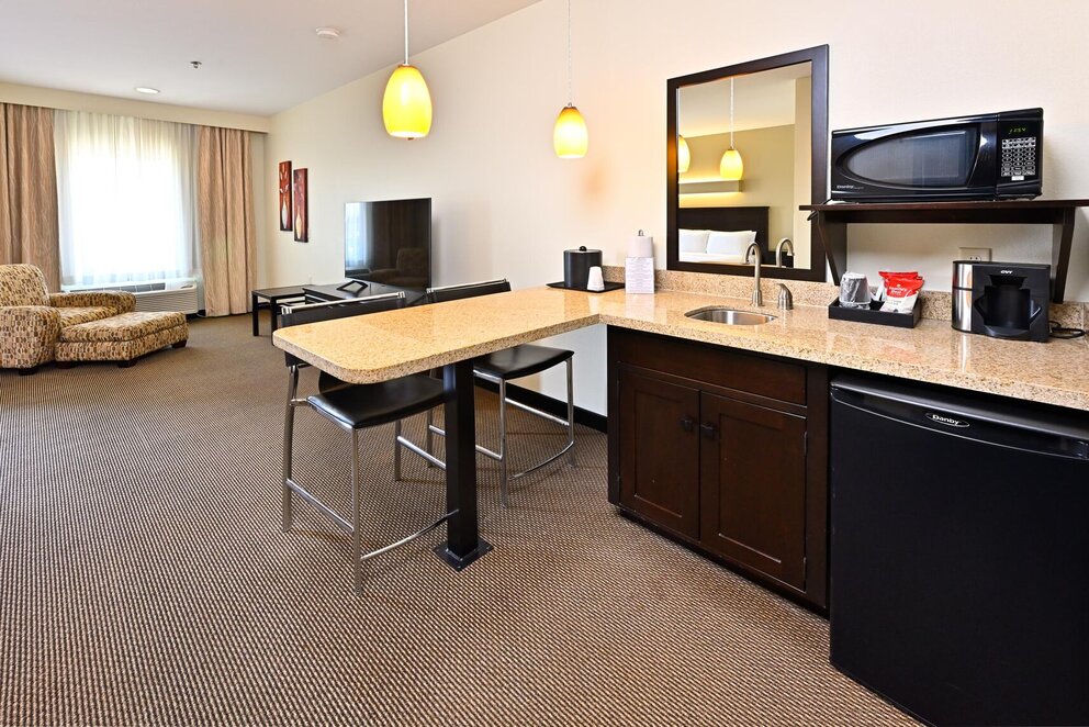 Kitchenette with sink